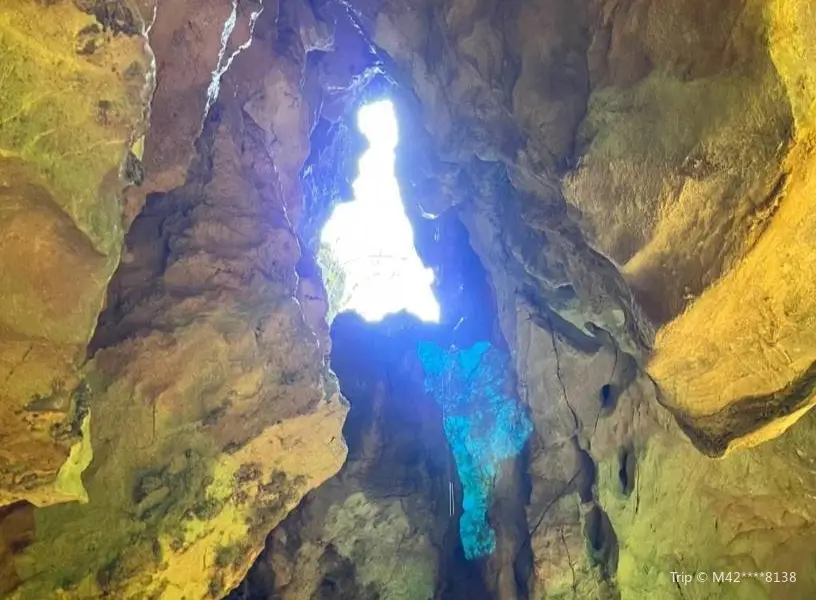 Zhuojiang Karst Cave