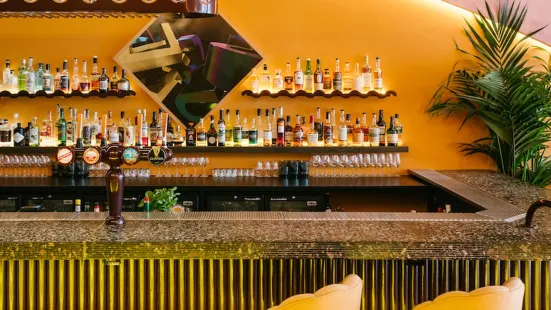 Superico Bar & Lounge