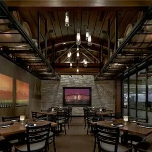 Cooper's Hawk Winery & Restaurant- Town and Country