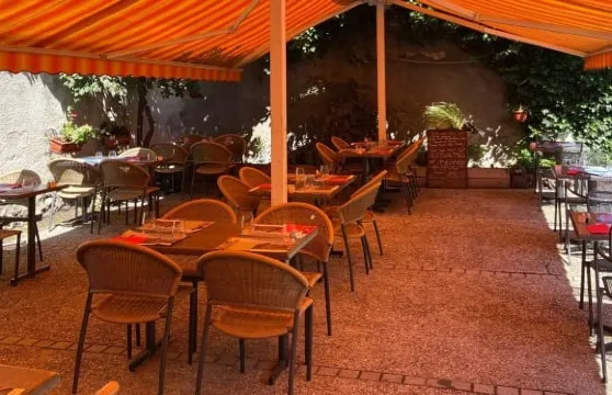 克萊蒙費朗維爾餐廳中心