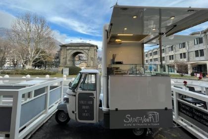 Saint-Vout - Café Œnothèque Fromagerie et Produits du Terroir