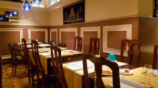 Taj Mahal Restaurant