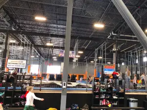 Airborne Lindon
