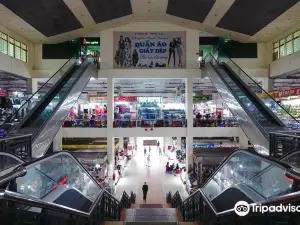 Hạ Long Market 2