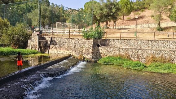 River beach Olhos de Água
