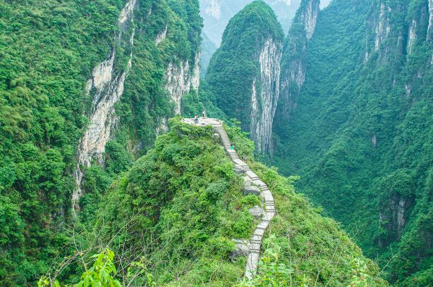 吉鬥苗寨景區-天問台