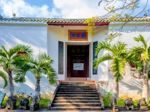 Five Figures' Temple
