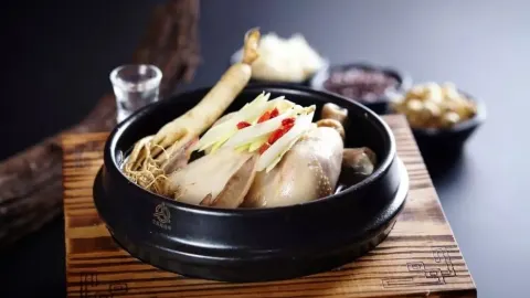 Jang Sa Bu Ginseng Chicken Soup (Xinhua Street Branch) in Yanji