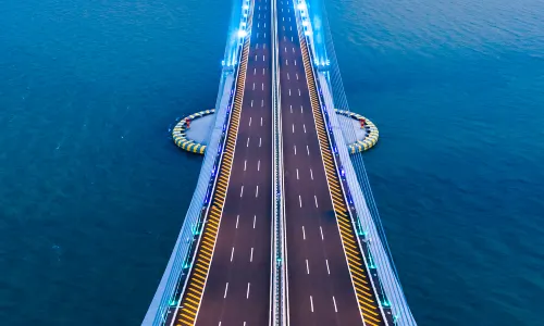 Hong Kong-Zhuhai-Macao Bridge Tour