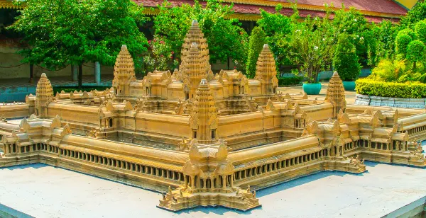 Flights from Bangkok to Phnom Penh