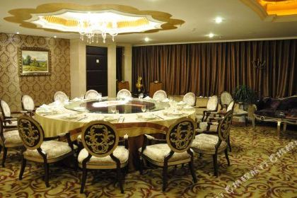 财富酒店-揽月旋转餐厅