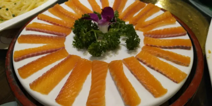 醉美東江湖三文魚