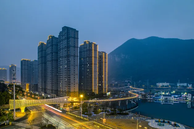 Hotels in der Nähe von Guanmen Mountain