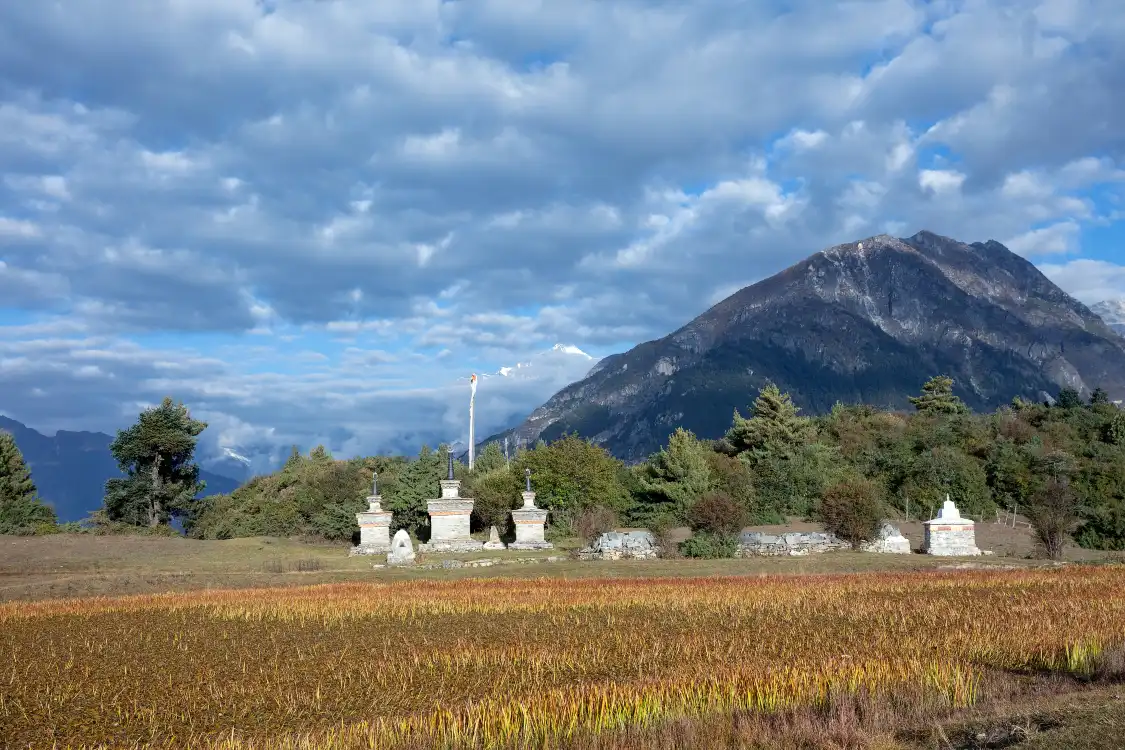 Hotels near Naicun Scenic Area