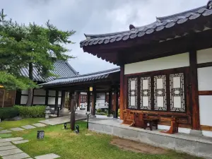 Unamjeong playground yard