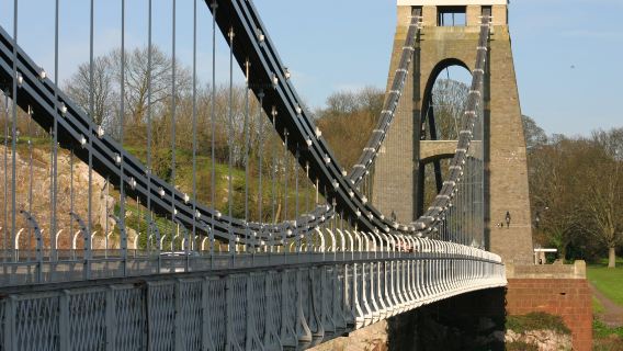 Clifton Suspension Bridge + St. Mary's Redcliffe Church + Royal Crescent + Bath Town one-day tour