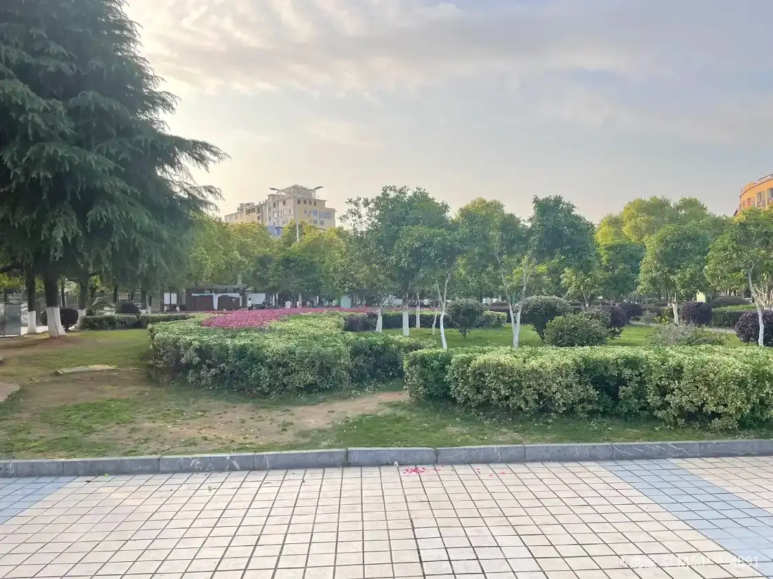 Hotels near Baizhuhu Square Qiyangxian