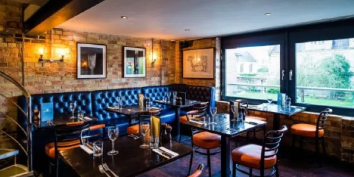 River Bar Steakhouse & Grill