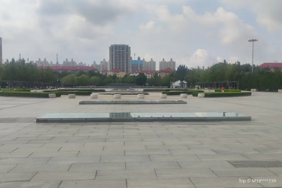 Shijiazhuang Yinyue Penquan Square