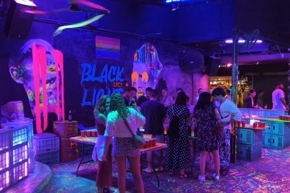 BlackLight CNX