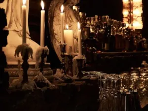 TENDER BAR