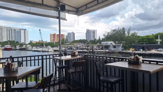 Garcia's Seafood Grille & Fish Market
