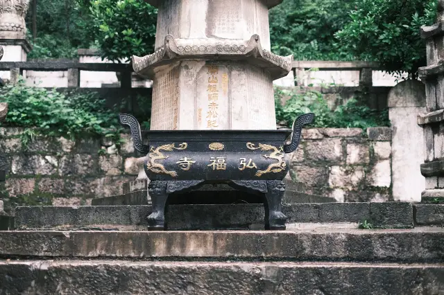 Buddhist Culture Experiences in Guiyang