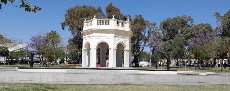 Plaza La Alameda