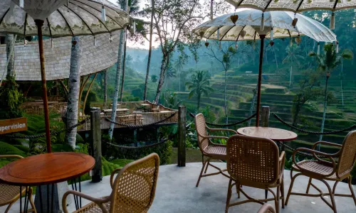 Tis Cafe