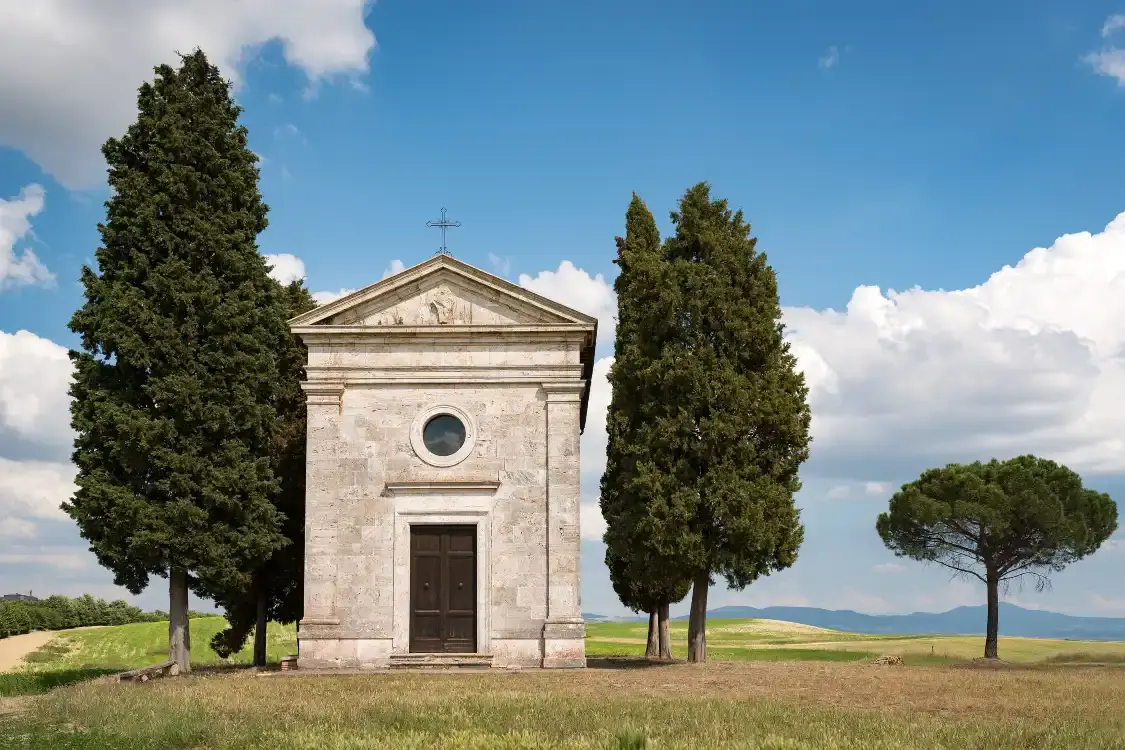 Madonna di Vitaleta Chapel附近的飯店