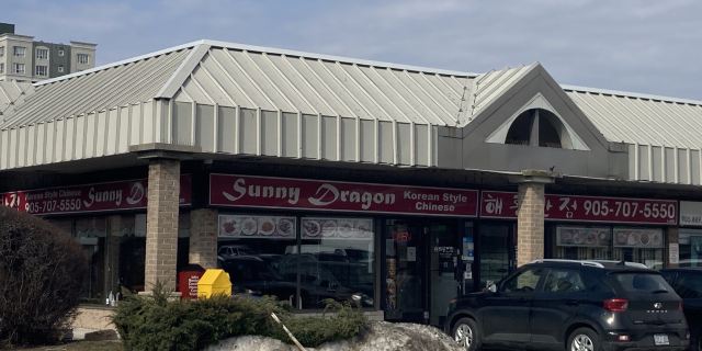 Sunny Dragon Restaurant 해룡반점 (, Thornhill) - Restaurant