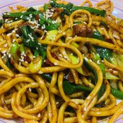 YING XING TIAN SHAN User Photo