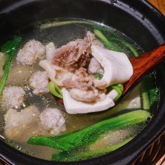 馋三尺蟹粉小笼(南京东路店) User Photo