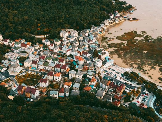 Shanwan Fishing Village