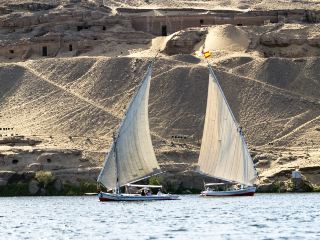 Madrid Aswan horas de vuelo