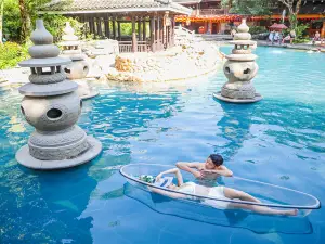 Jiuquwan Hot Spring
