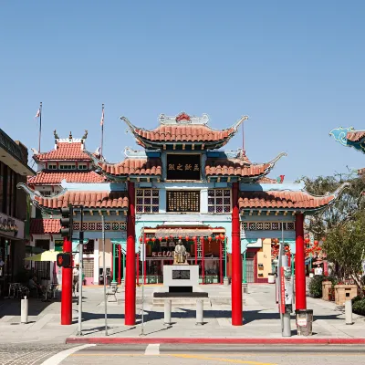 โรงแรมใกล้City of Alhambra Veterans Memorial