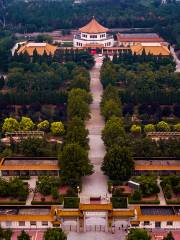 Baiqiu'en Memorial Hall