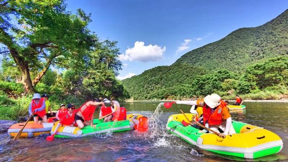 West Huangshan Mountain Rafting