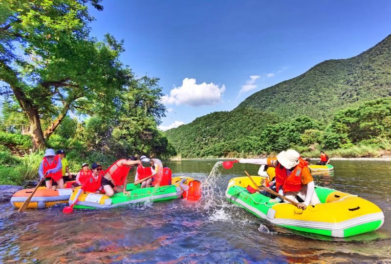 西黃山漂流