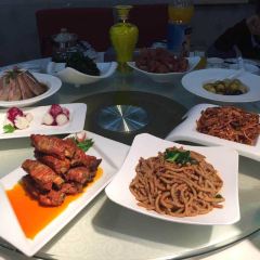 Lingshijiawaijiaqishan Noodles 여행 사진