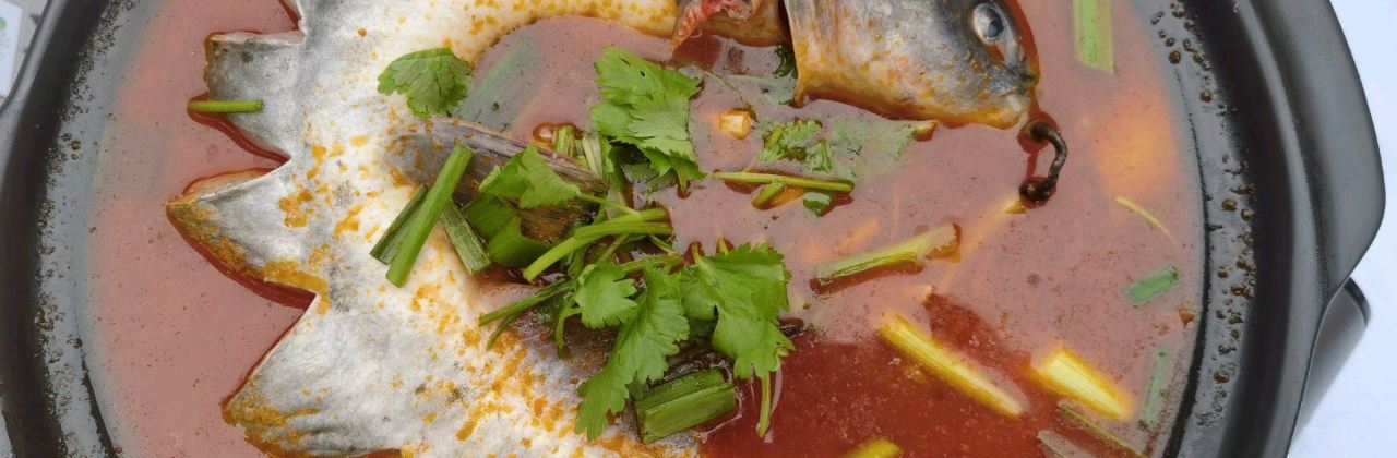 食在乡布依私房特色菜馆