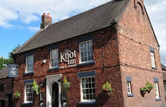 The Knot Inn