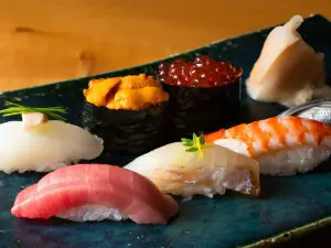Dining Room – Sushi