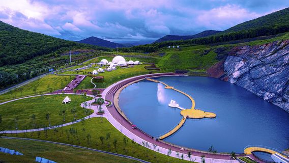 bao qing xian fei cui hu kuang keng gong yuan