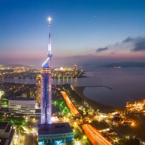 Top 10 Night Attractions in Fukuoka