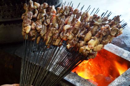 马占海炕锅烤羊肉城