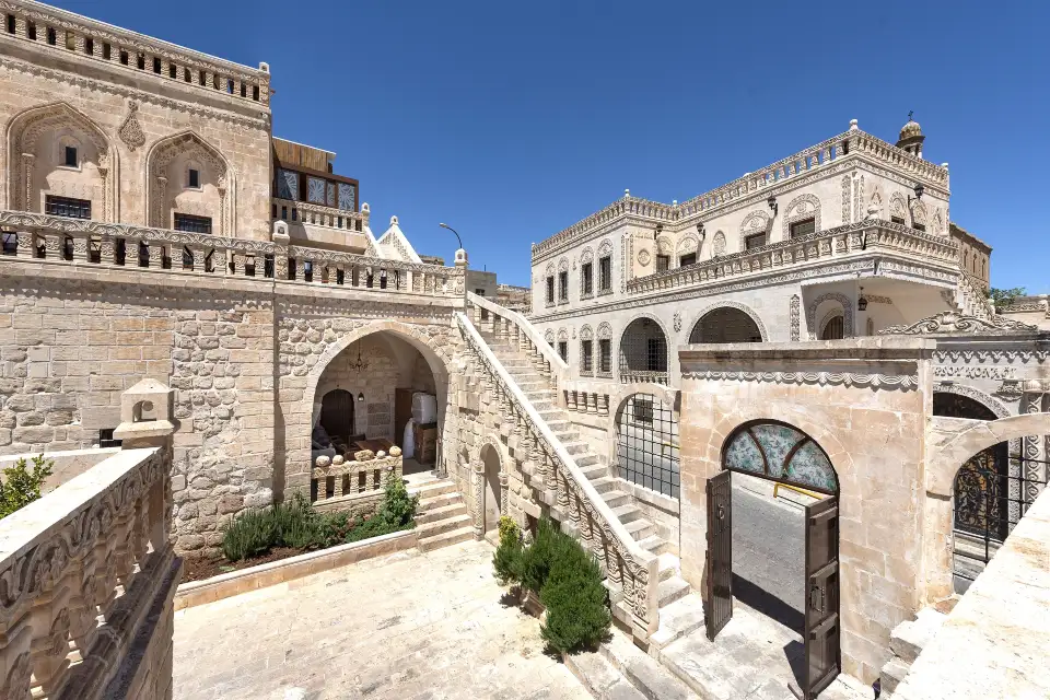 1_Midyat guest house