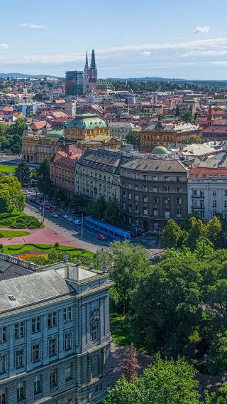 Upper Town + Archaeological Museum + Museum of the 80s + National Library private charter day tour