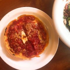 Lou Malnati's Pizzeria User Photo